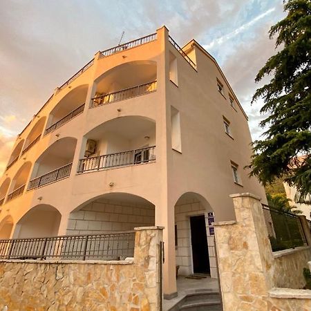 Apartments Grozdana グラダツ エクステリア 写真