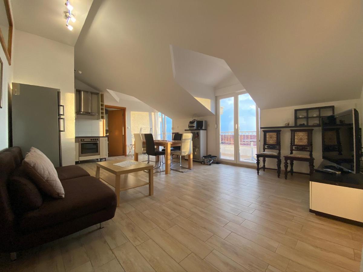 Apartments Grozdana グラダツ エクステリア 写真
