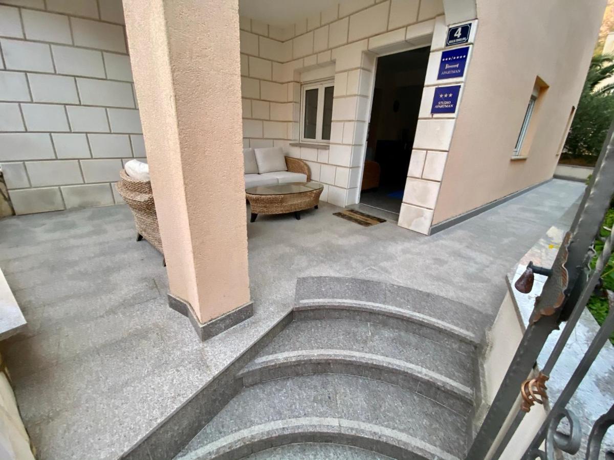 Apartments Grozdana グラダツ エクステリア 写真