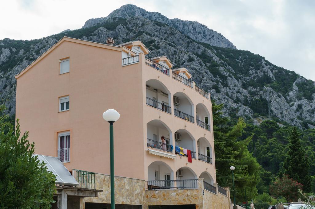 Apartments Grozdana グラダツ エクステリア 写真